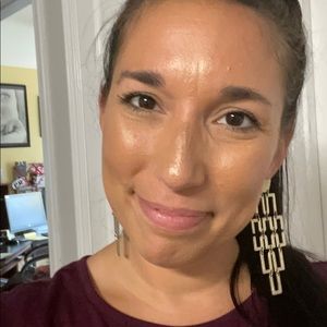 Meet your Posher, Felicia